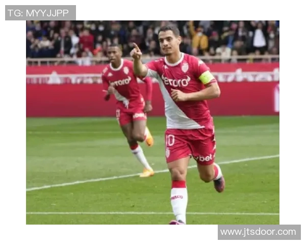 姆巴佩首秀梅开二度,球迷高呼“值了!”